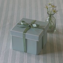 Gift Box - Medium