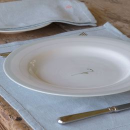 Snowdrop dinner plate