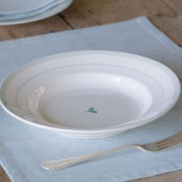 Simply Blue Oscar Entree Dish