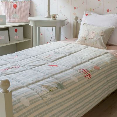 Quilt (Single) - Duck Egg Stripe / Floating (Bed Linen)