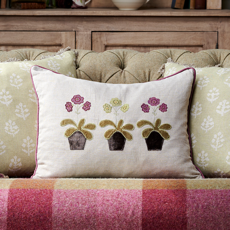 Green Cushion Combinations